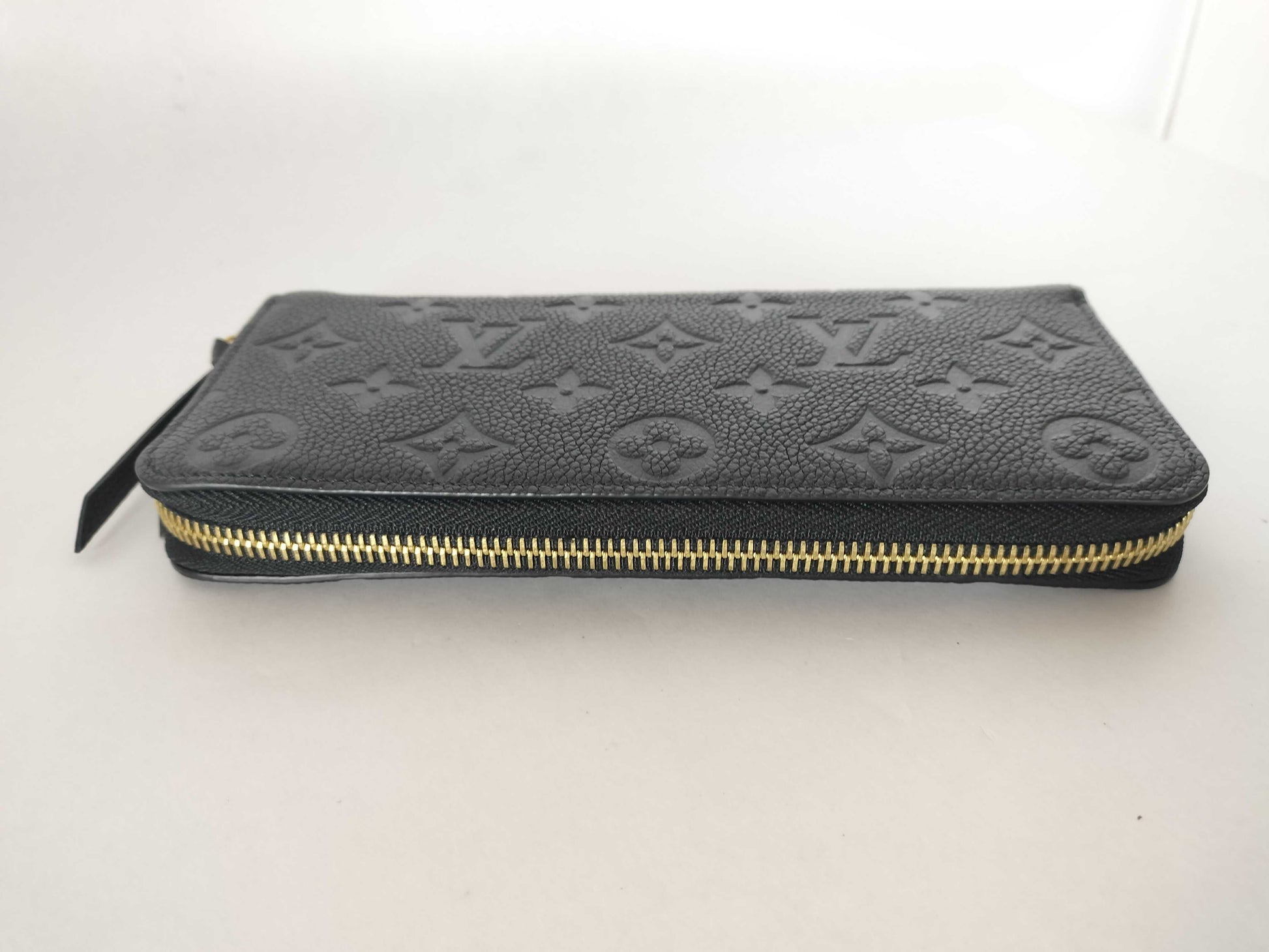 LOUIS VUITTON Monogram Empreinte Louis Vuitton Clemence Monogram Empreinte M60171 RFID Wallet