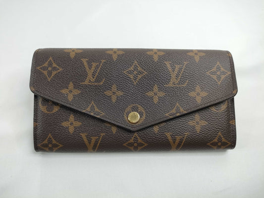 LOUIS VUITTON Monogram Sarah Monogram M60531 RFID Wallet