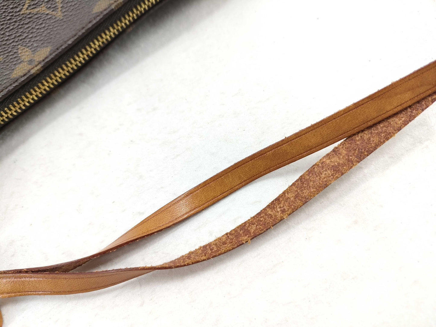 LOUIS VUITTON Monogram Louis Vuitton Bag Pouch Monogram Pochette Accessoires Pouch