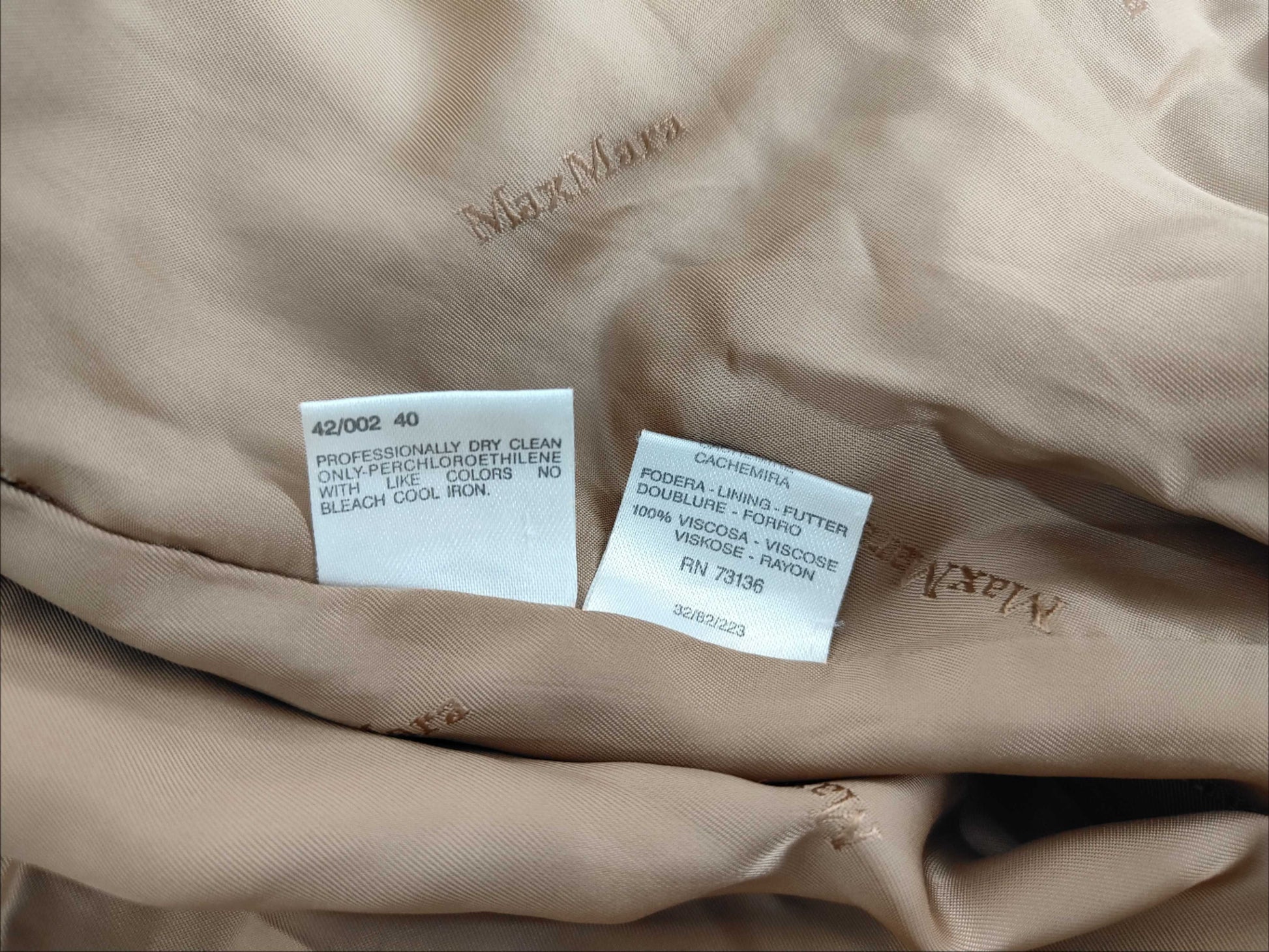 MaxMara Brand Apparel MaxMara MaxMara Long Coat Camel Cashmere Blend Size 40 Coat Coat Coat