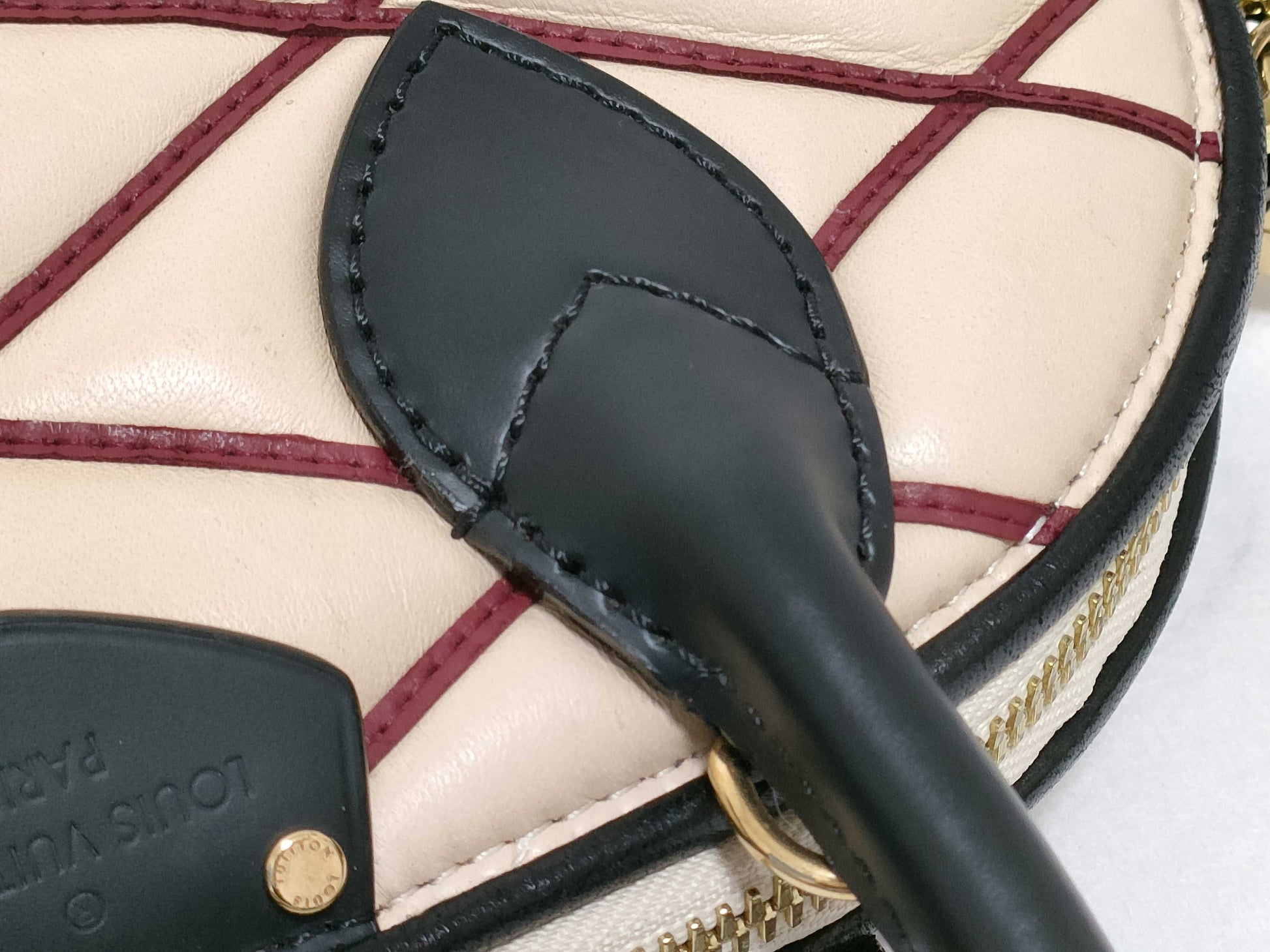 LOUIS VUITTON LOUIS VUITTON Handbag FO9124 Handbag