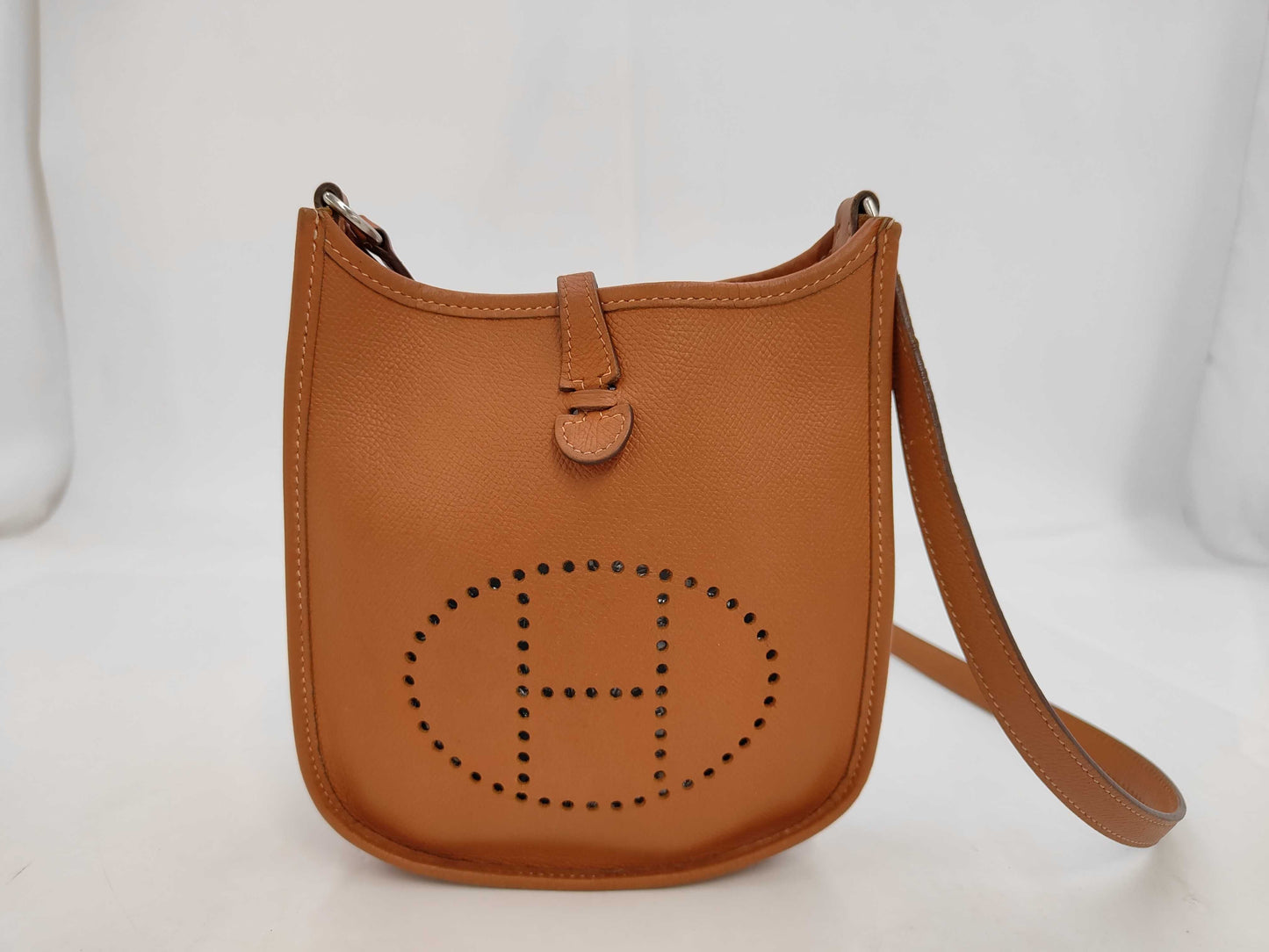 HERMES Evelyn shoulder bag