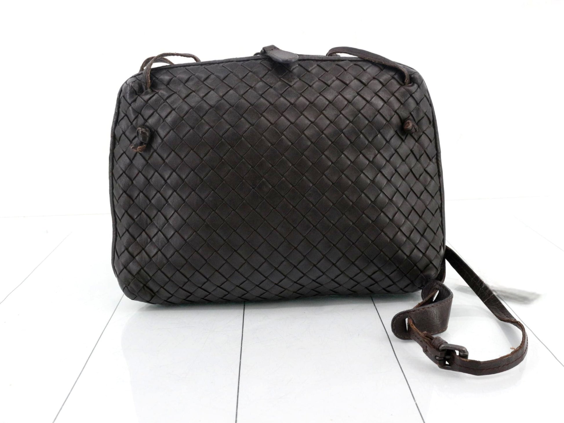 BOTTEGA VENETA Intrecciato Nodini Shoulder Bag
