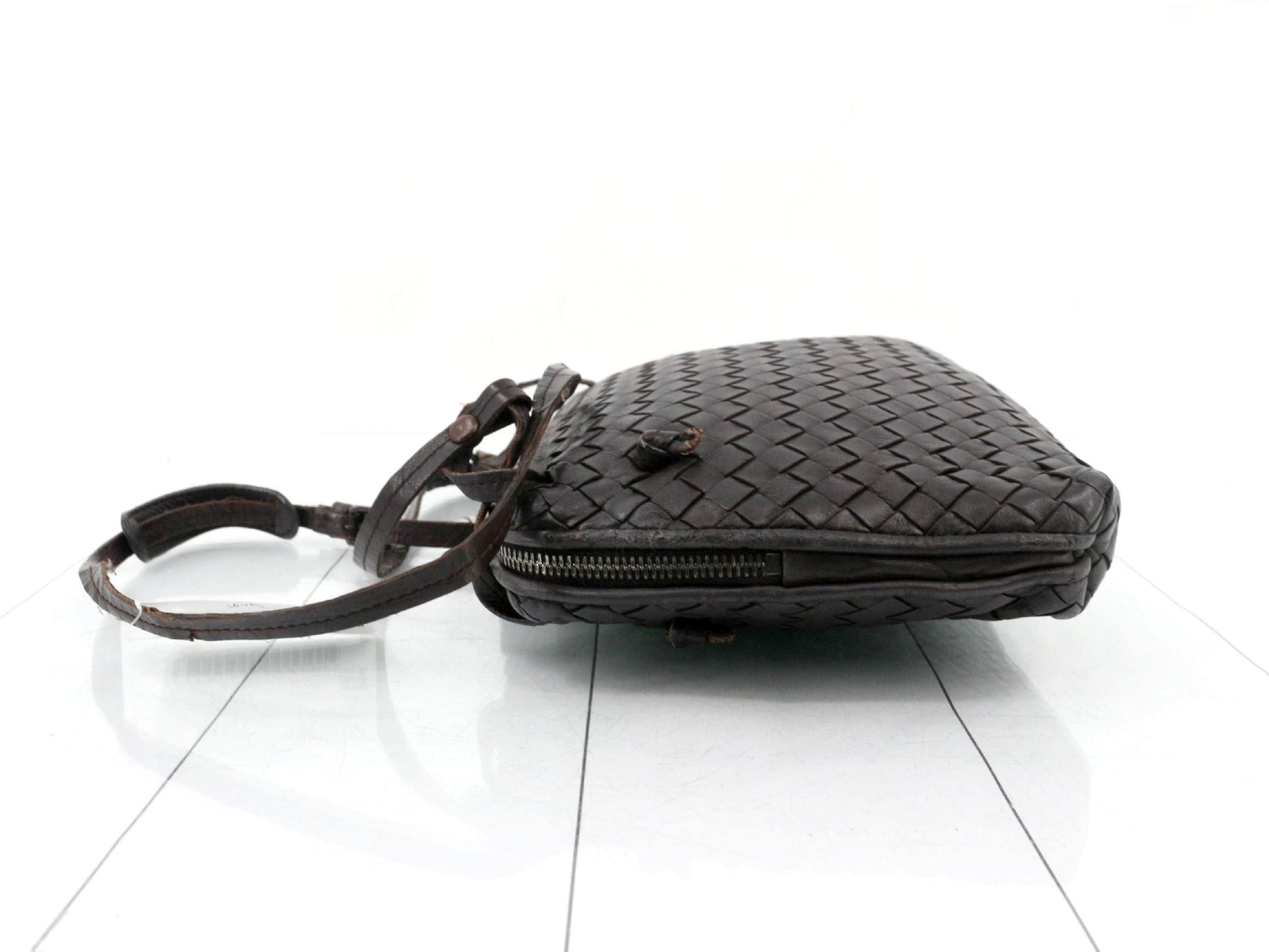 BOTTEGA VENETA Intrecciato Nodini Shoulder Bag