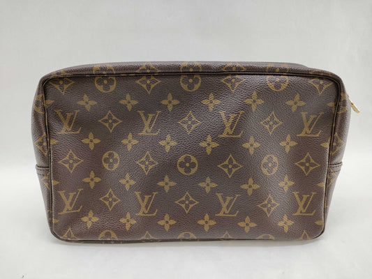 LOUIS VUITTON Monogram True Toilet 28 Pouch