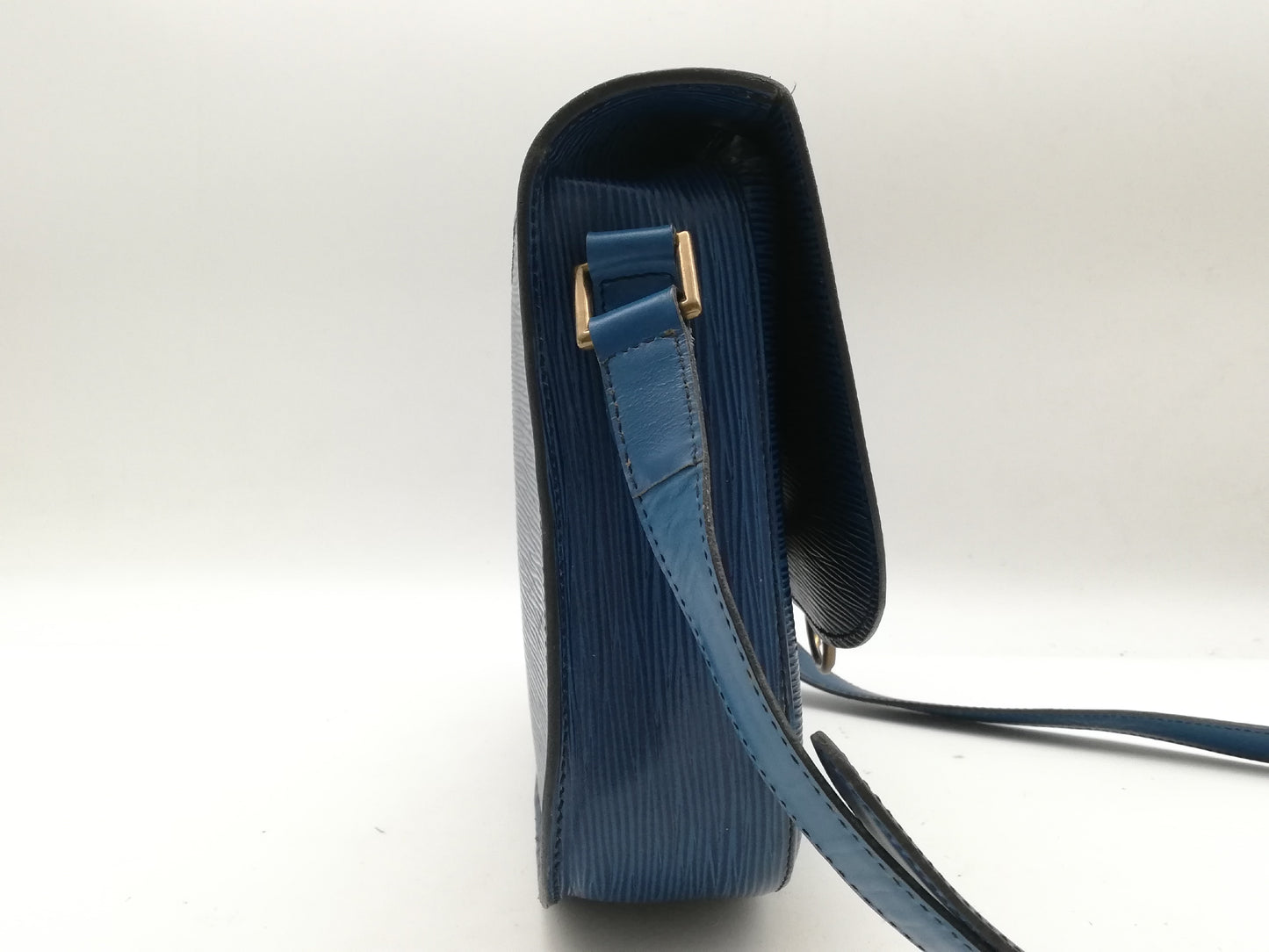 LOUIS VUITTON Epi Saint-Cloud M52195 Shoulder Bag