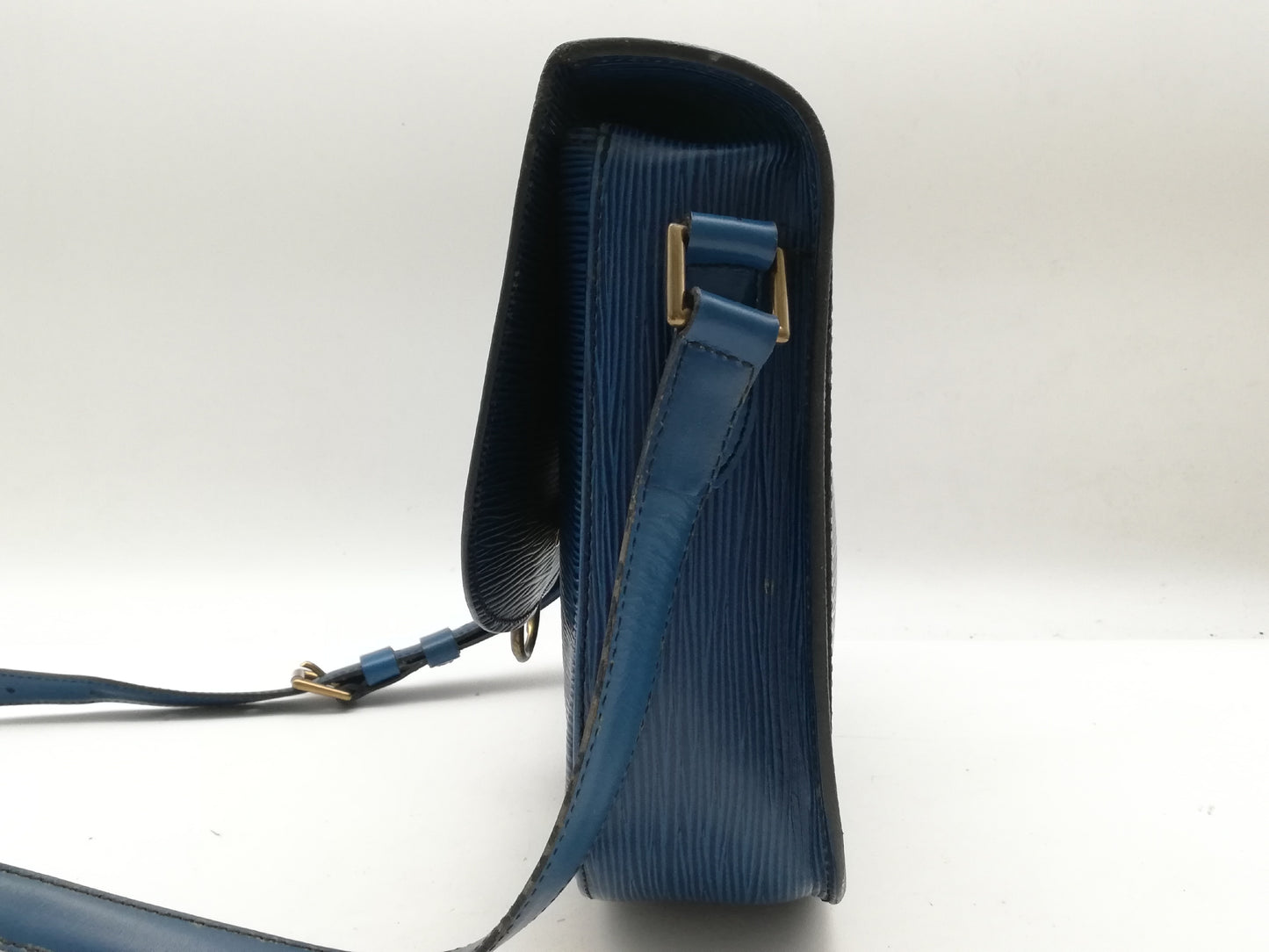 LOUIS VUITTON Epi Saint-Cloud M52195 Shoulder Bag