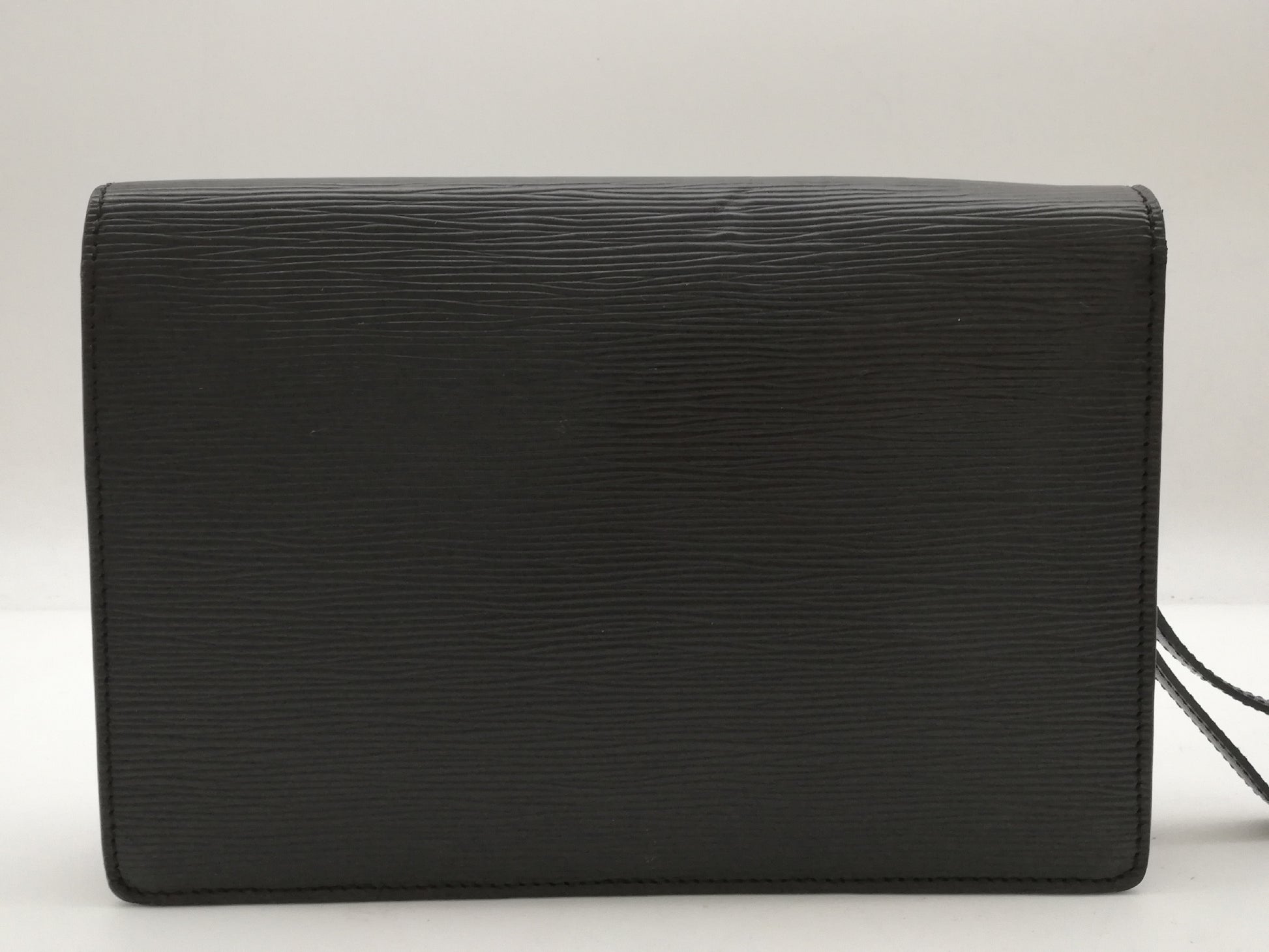 LOUIS VUITTON Epi Pochette Serie Dragonne M52612 Noir Clutch Bag