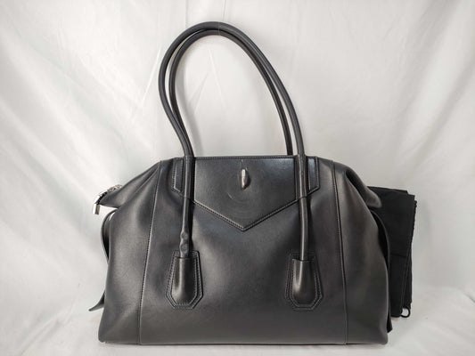 GIVENCHY Antigona Leather Tote Bag