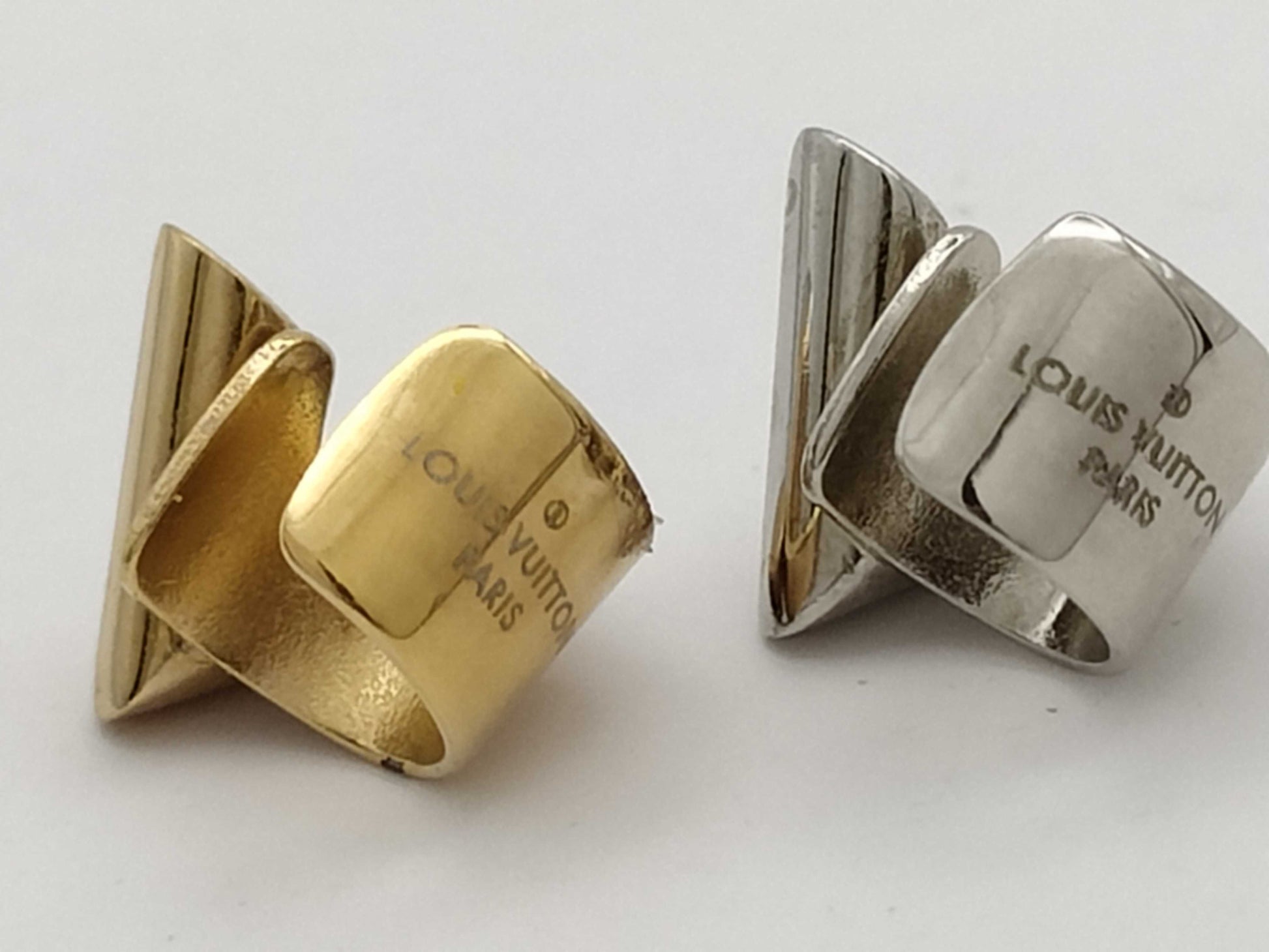 LOUIS VUITTON Ear Cuff Earrings