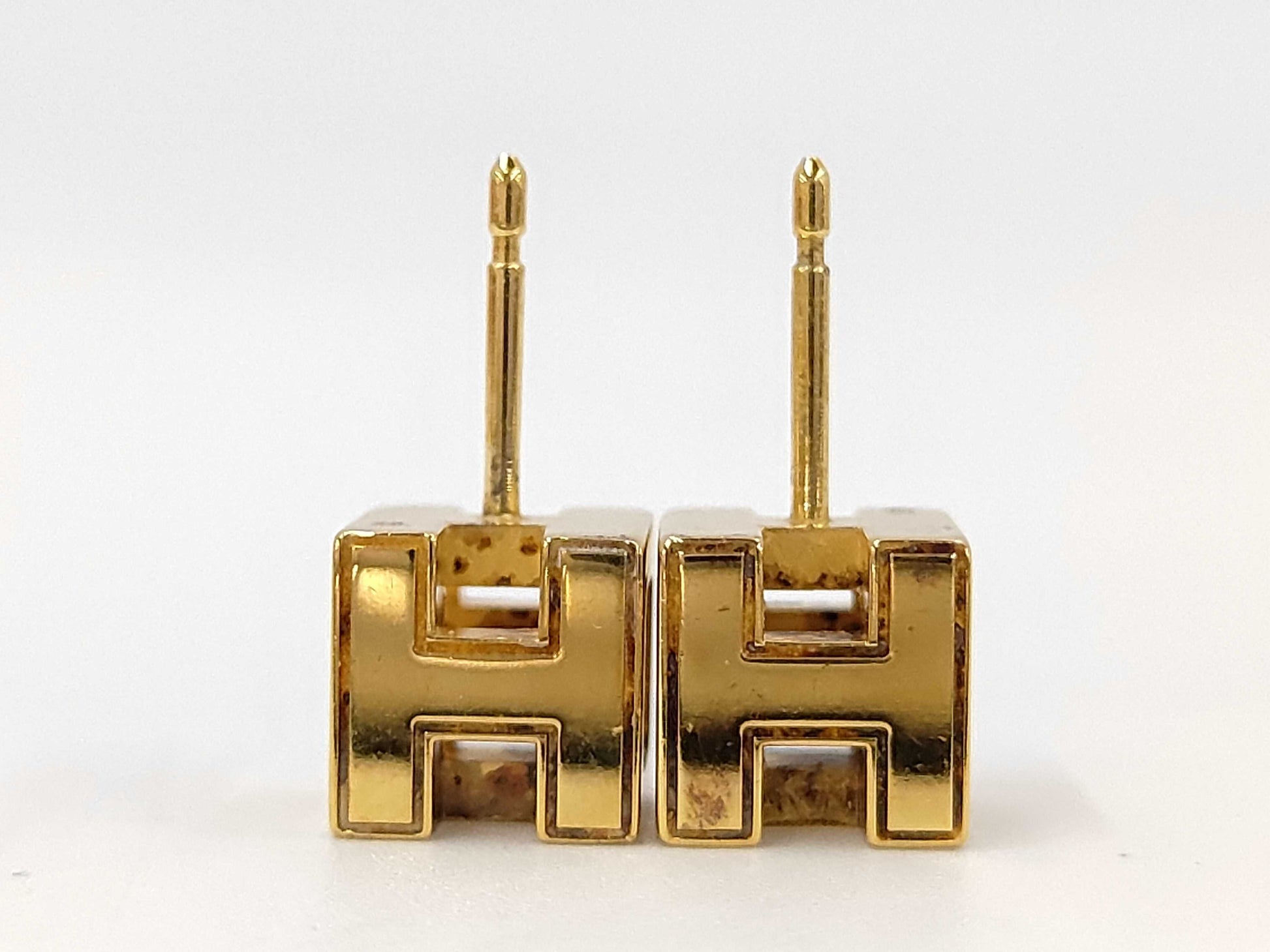 HERMES Hermes Cage d'Ache Earrings. Accessories: Box, dust bag, earrings.