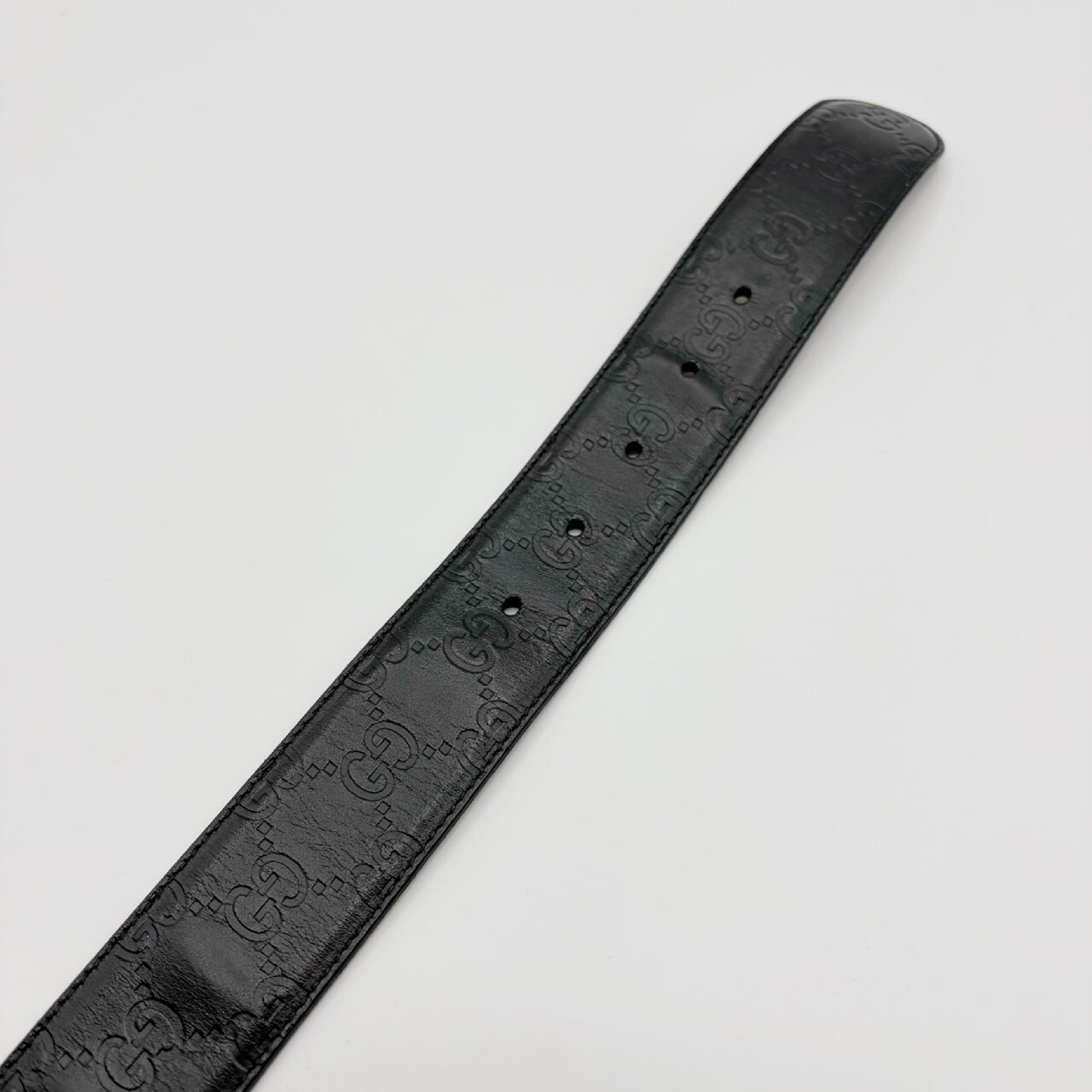 GUCCI Interlocking G Guccissima Leather Belt Black Belt