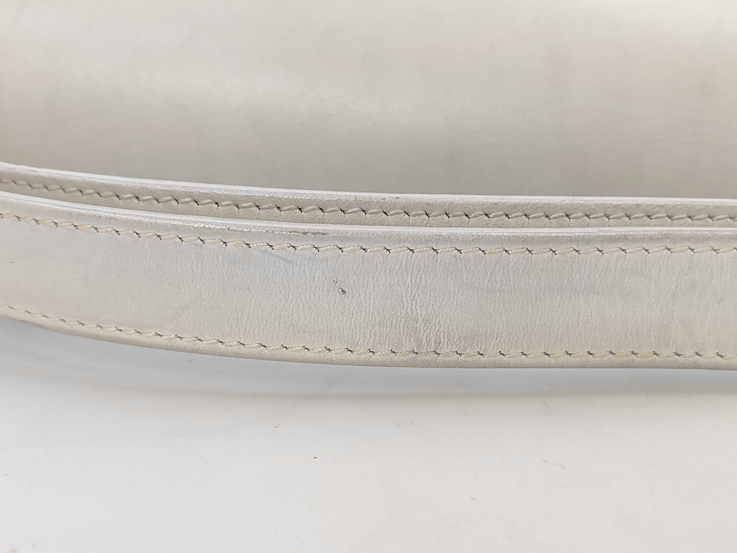 GUCCI Old GUCCI White Leather Shoulder Bag