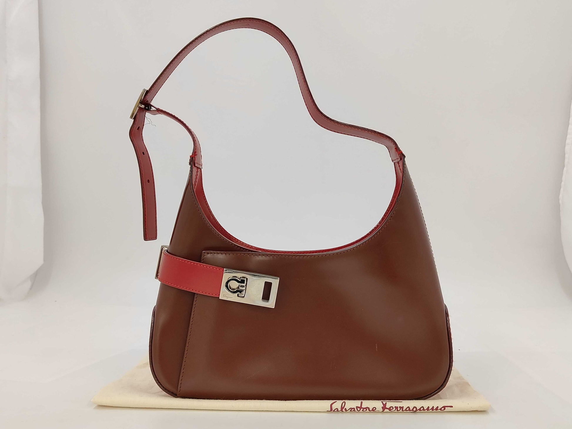 Salvatore Ferragamo Gancini Ferragamo One-Shoulder Bag