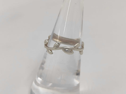 Tiffany & Co. Paloma Picasso Olive Leaf Ring