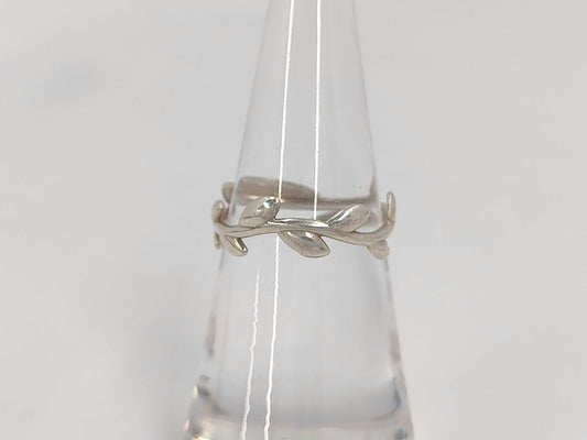 Tiffany & Co. Paloma Picasso Olive Leaf Ring