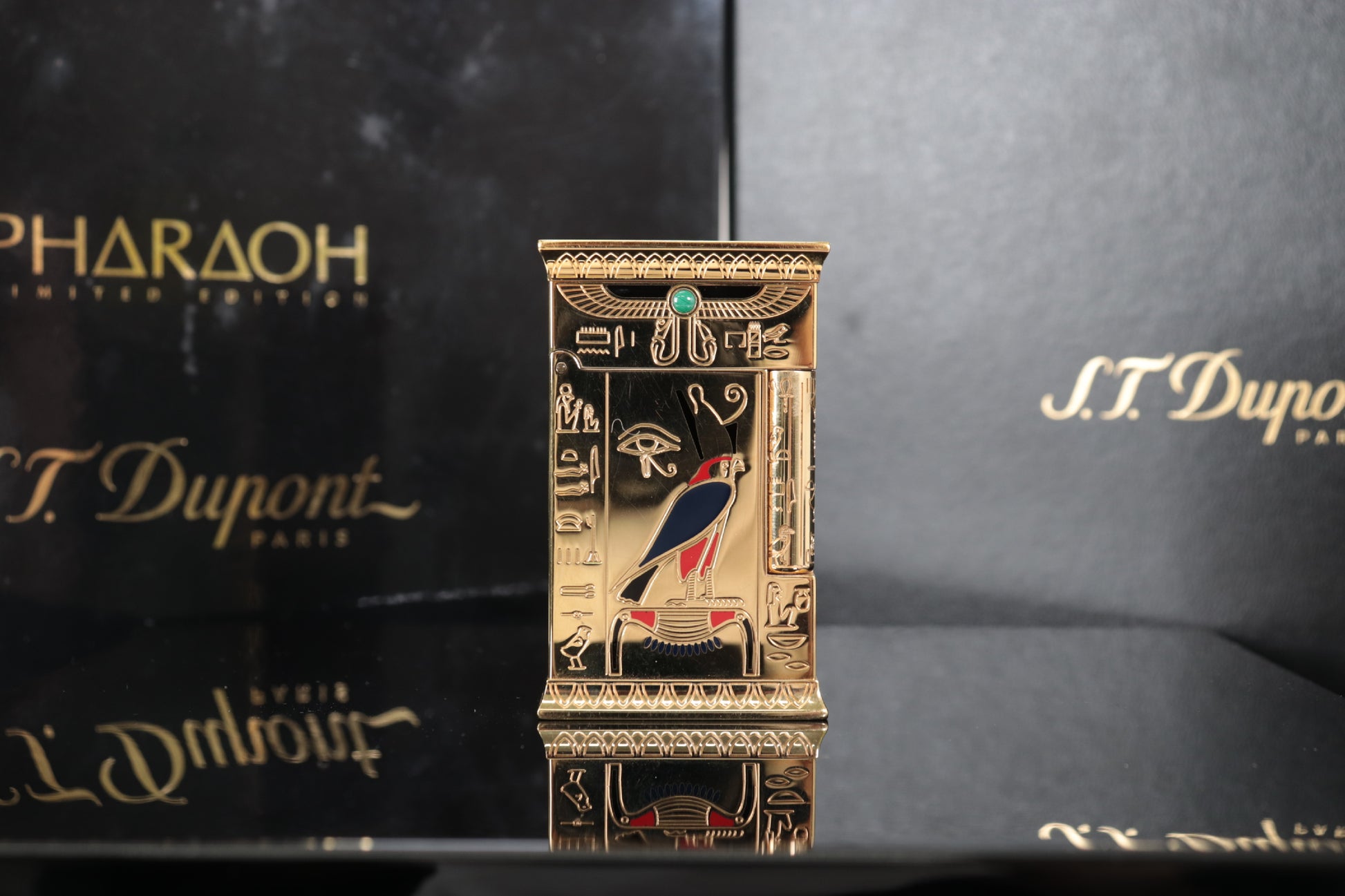 S.T. Dupont Pharaoh Gold Lighter