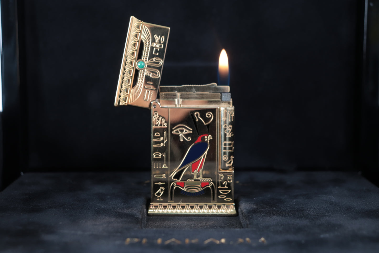 S.T. Dupont Pharaoh Gold Lighter