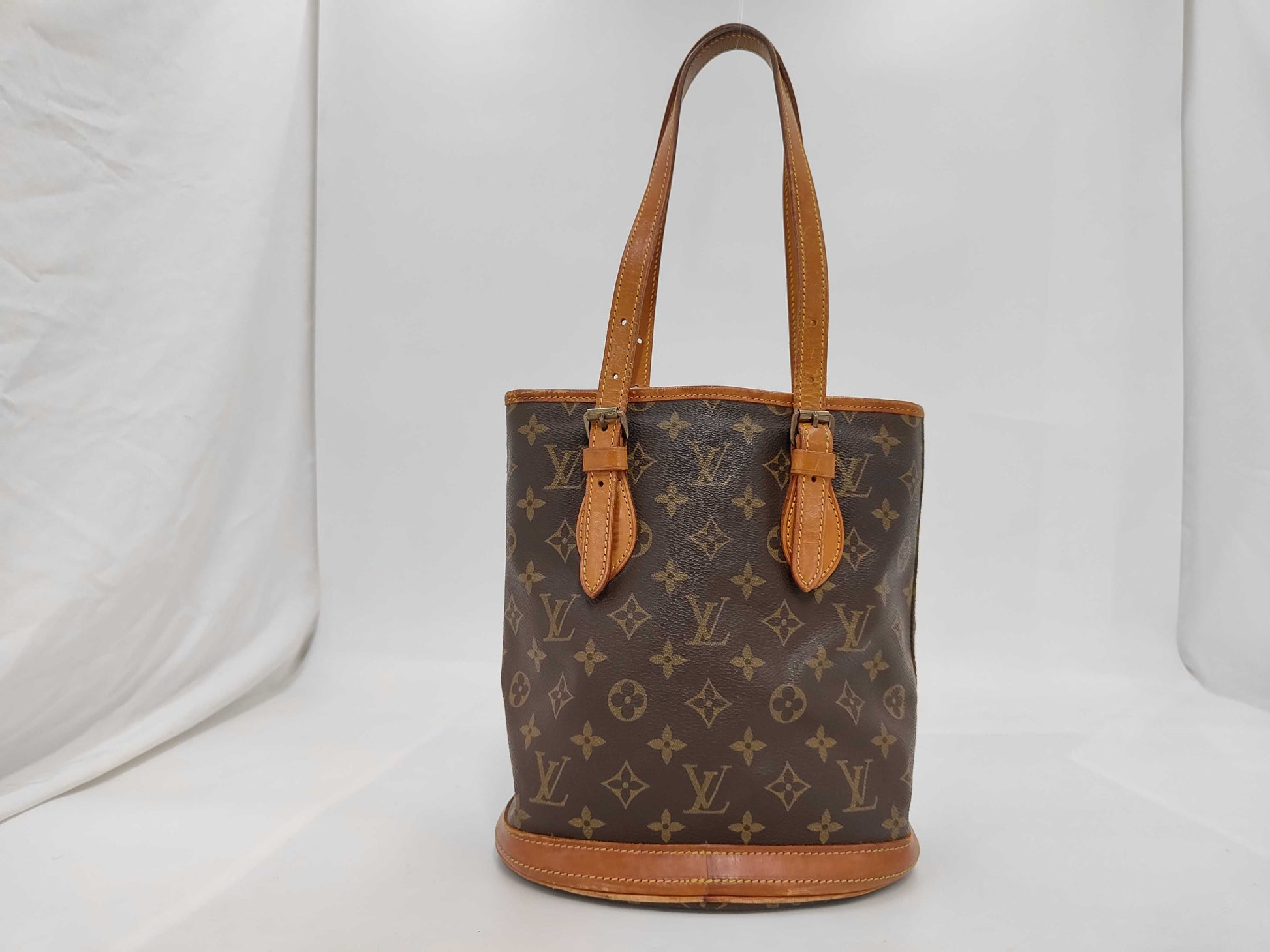 LOUIS VUITTON Monogram Bucket PM Handbag