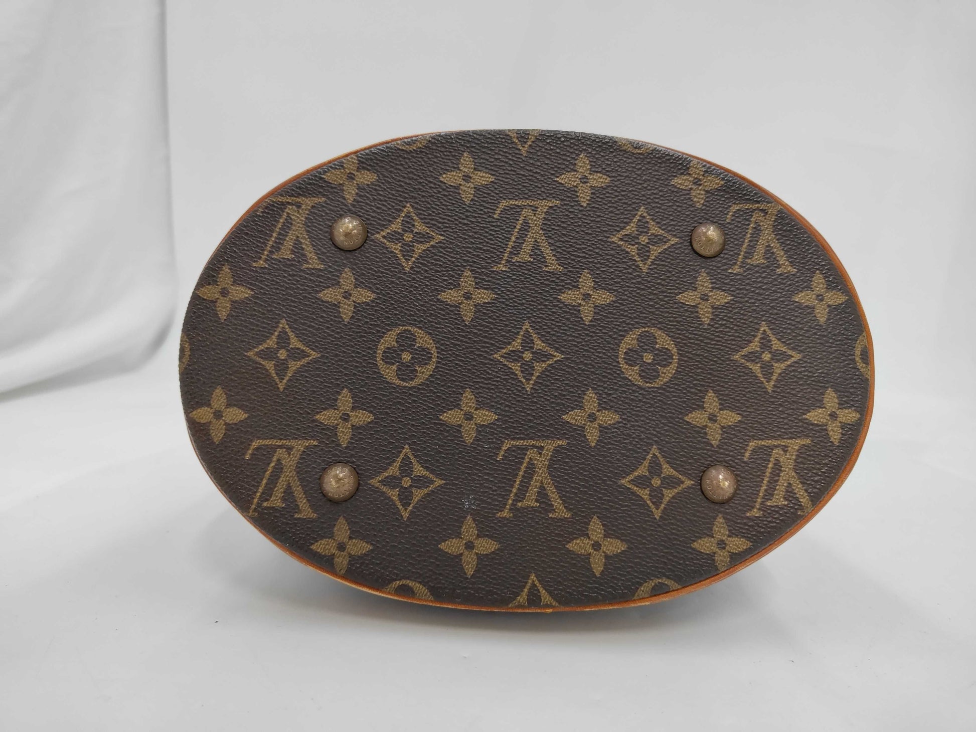LOUIS VUITTON Monogram Bucket PM Handbag
