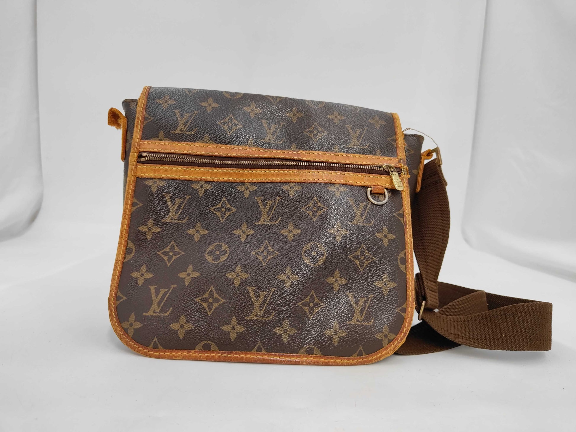 LOUIS VUITTON Monogram Messenger Bosphor PM Shoulder Bag