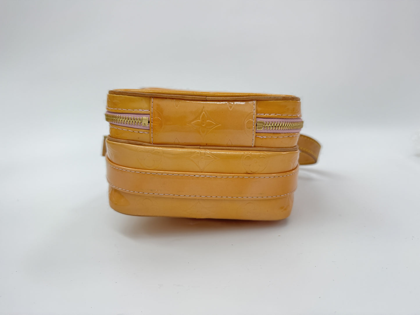 LOUIS VUITTON Worcester Pink Shoulder Bag