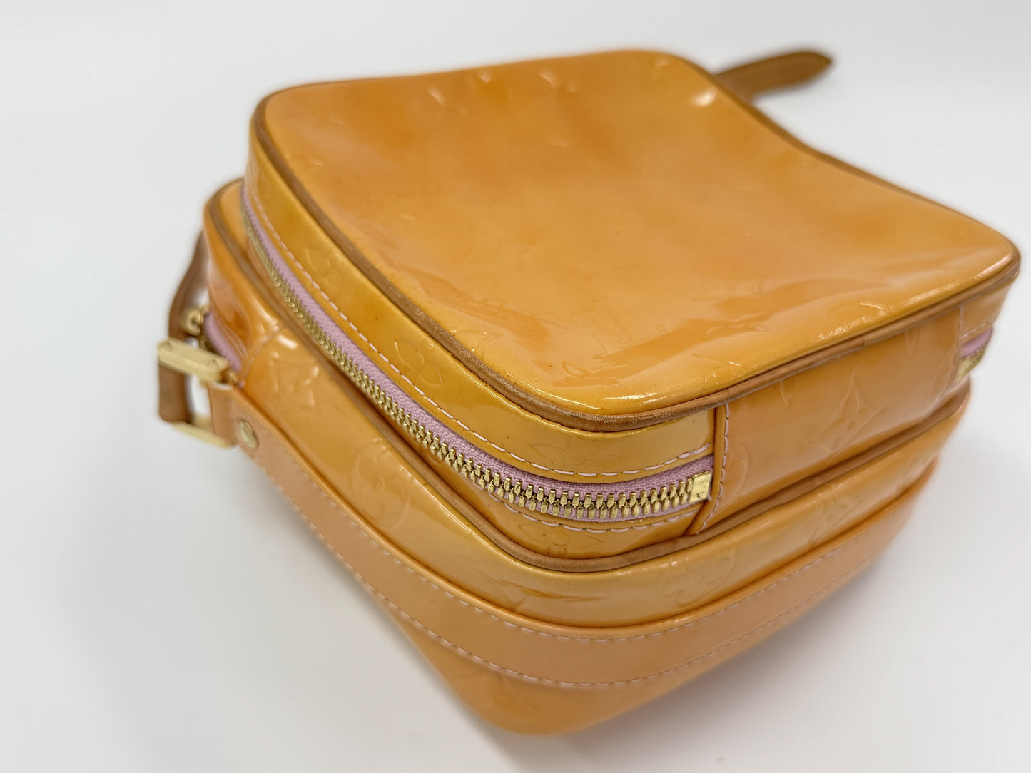 LOUIS VUITTON Worcester Pink Shoulder Bag