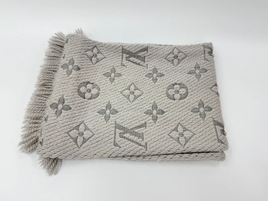 LOUIS VUITTON Echarpe Scarf with Tag Other Accessories