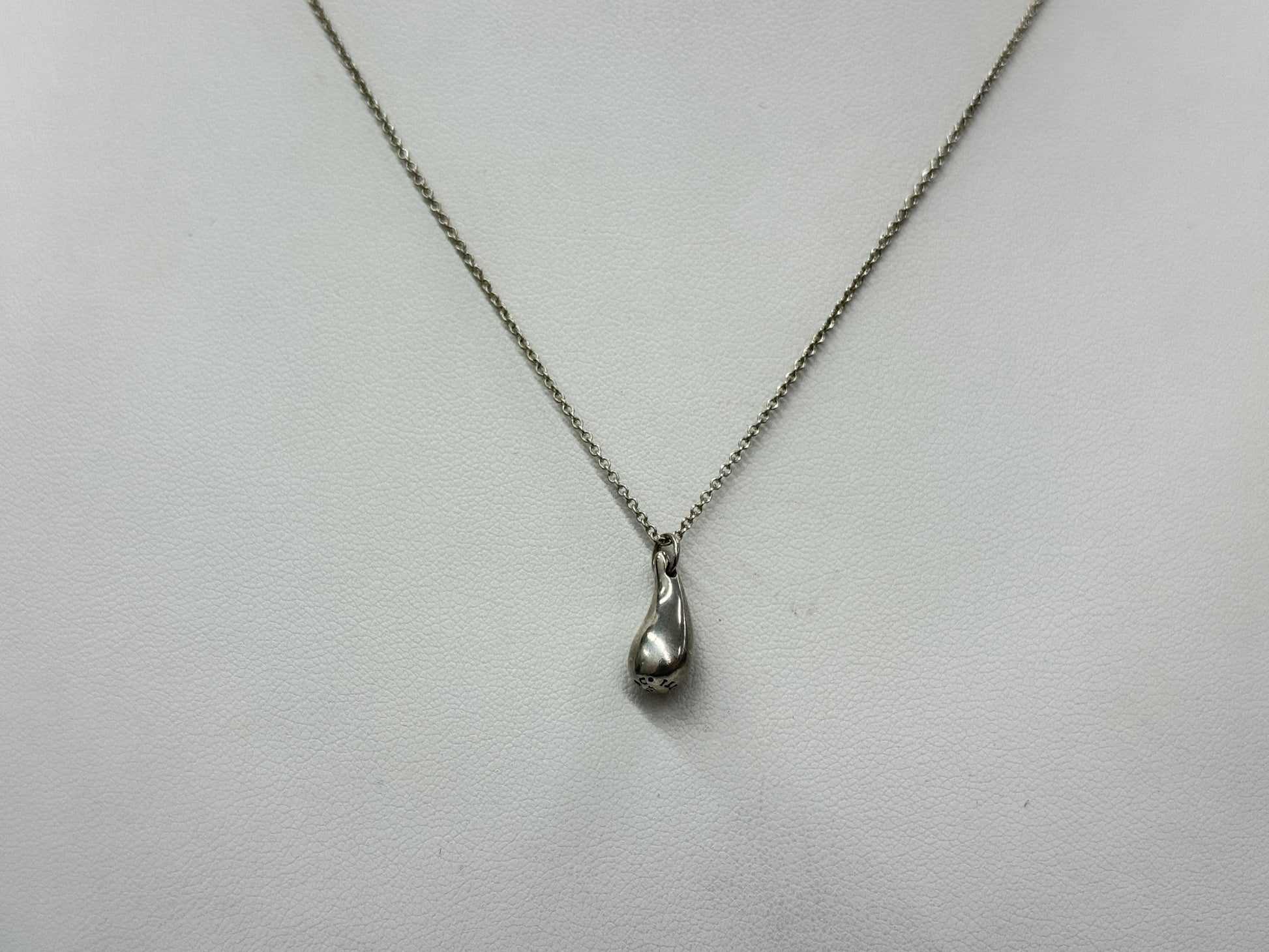 Tiffany & Co. Tiffany Teardrop Necklace Pendant SV925/3.2g Necklace