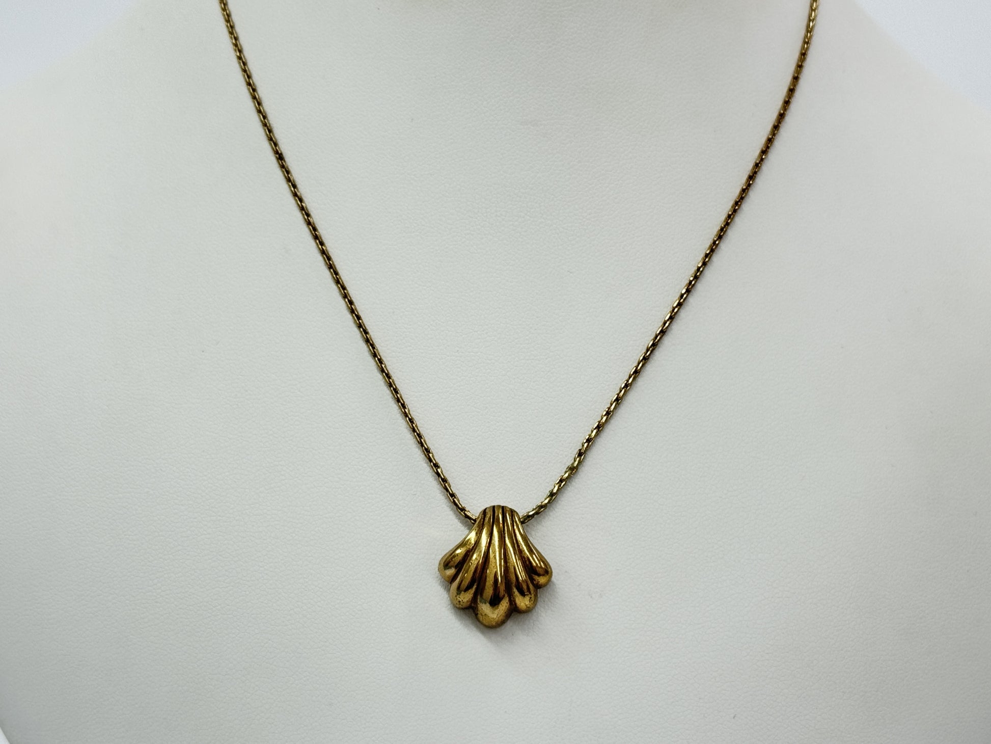 Dior Shell Motif Necklace, Gold, 41cm Chain