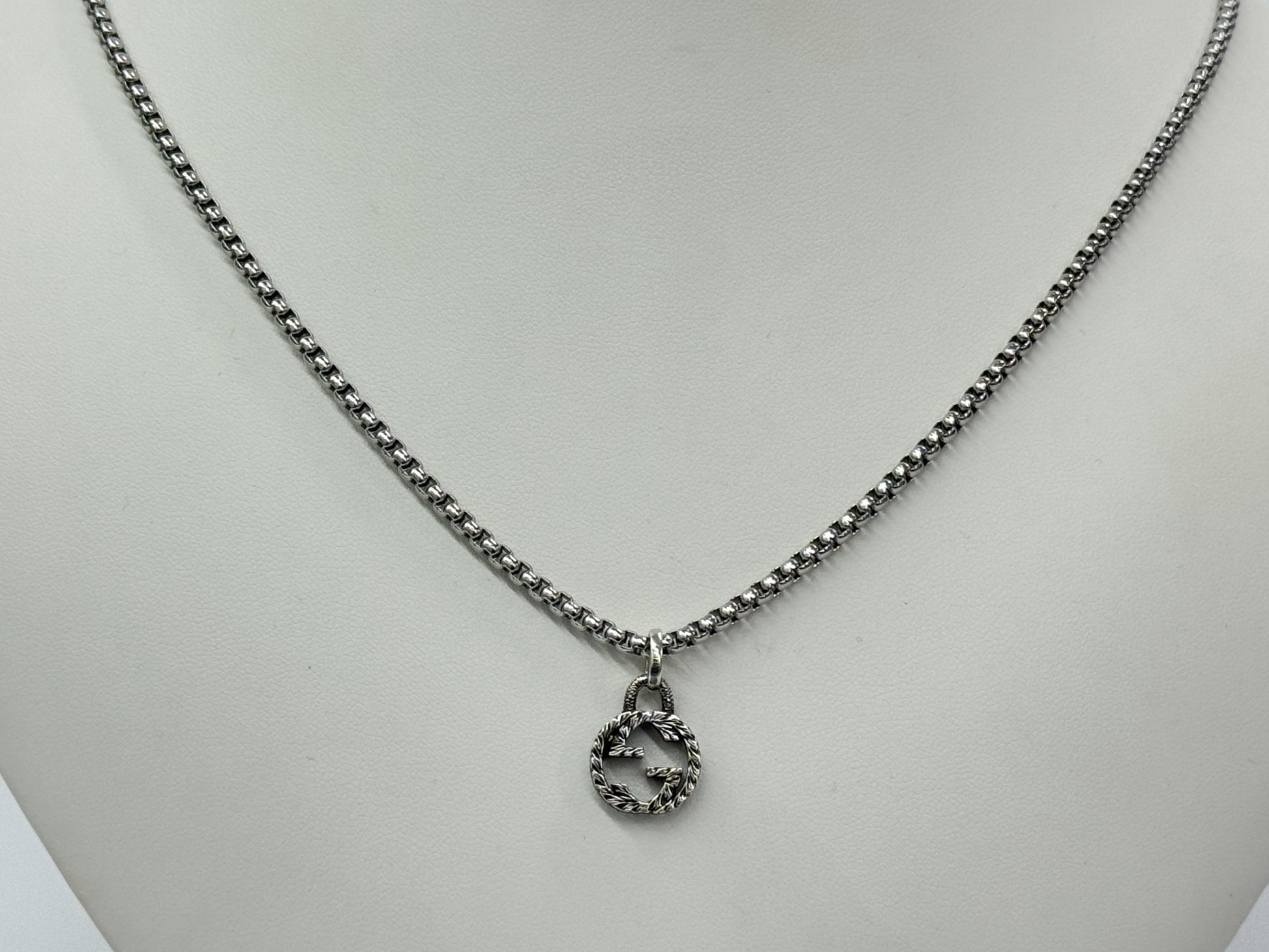 GUCCI Interlocking Necklace 925 with 48cm Chain
