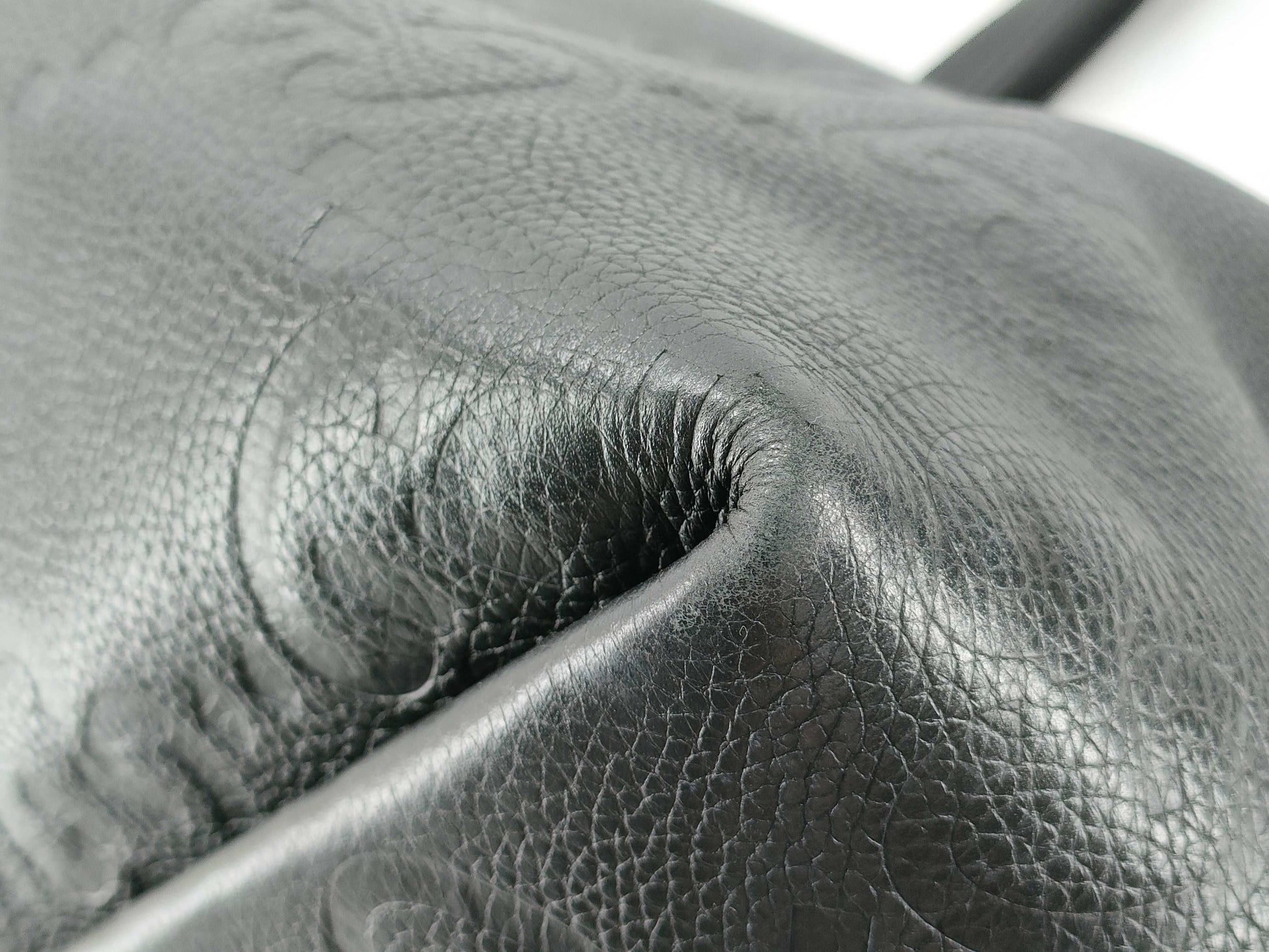 GUCCI 818771 Jumbo GG Leather Tote Bag in Black, Abbey Tote Bag