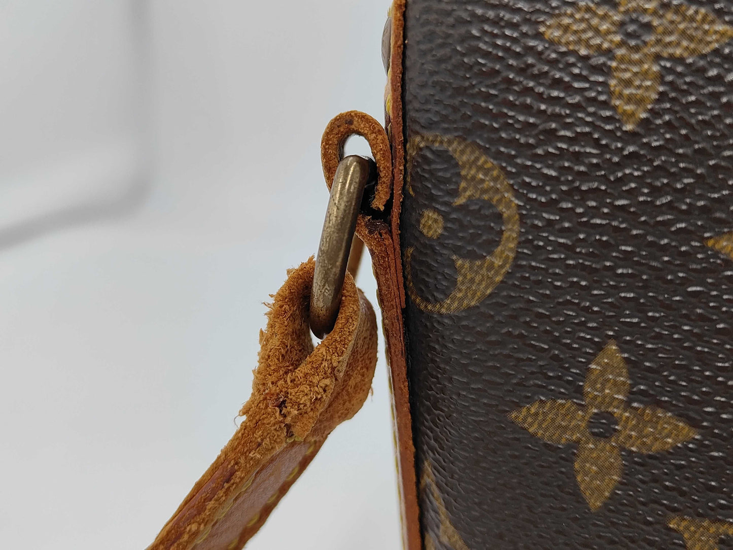 LOUIS VUITTON M51290 Monogram Drouot Shoulder Bag