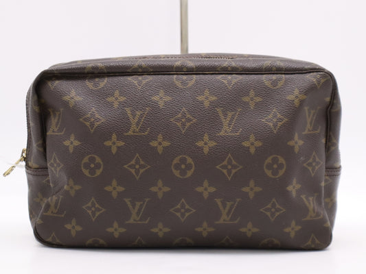 LOUIS VUITTON M47522 Monogram Truss Toilette 28 Pouch
