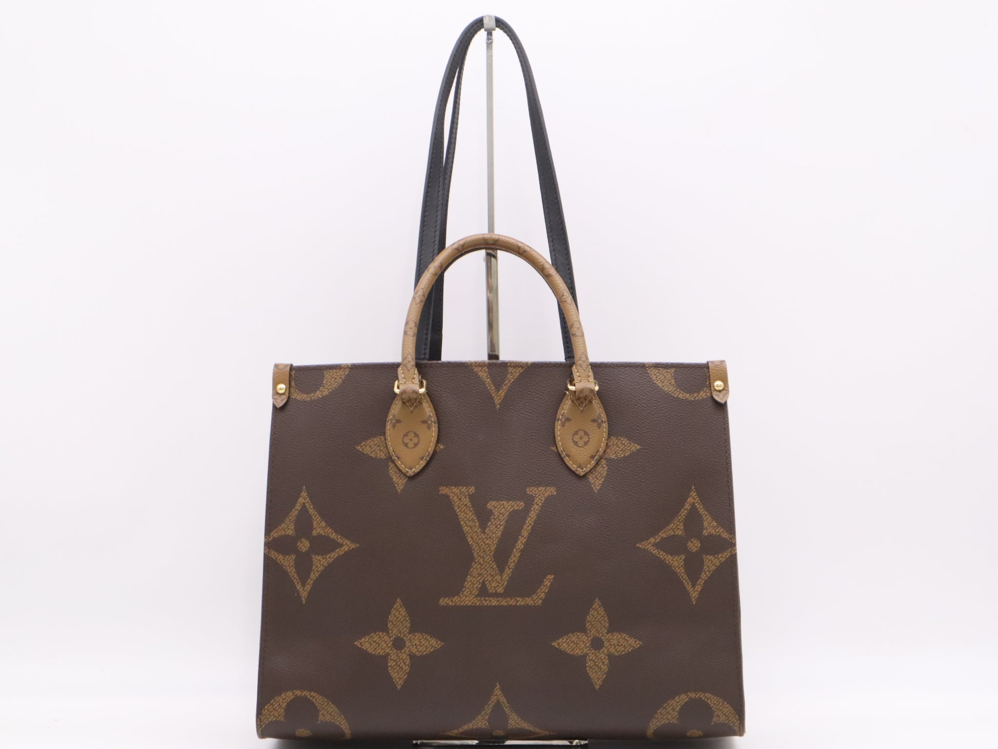 LOUIS VUITTON M45321 Reverse on the Go - MM Monogram Giant Tote Bag