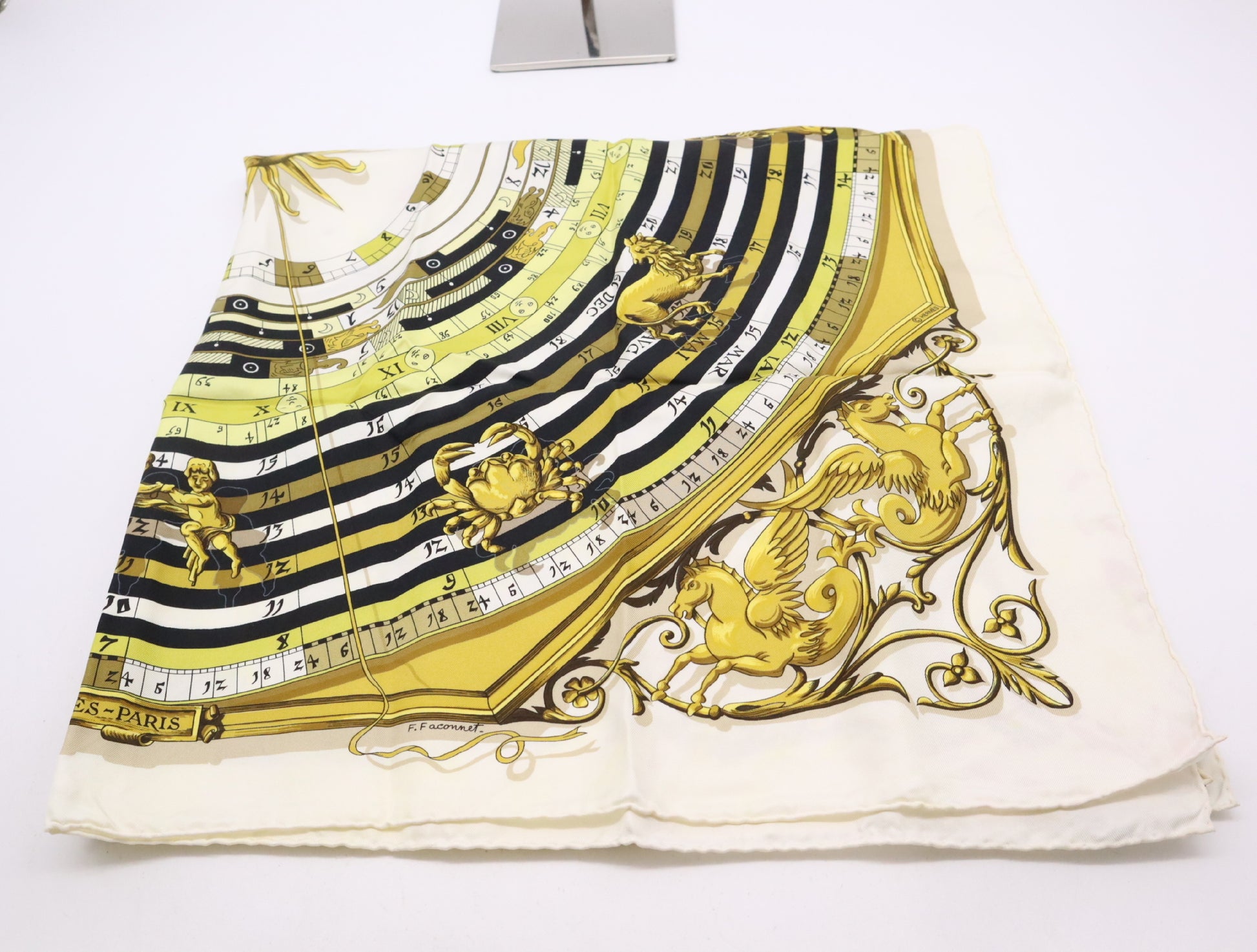 HERMES Silk Carré 90 DIES ET HORE Astrology Sun White Yellow Other Apparel