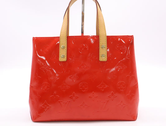 LOUIS VUITTON M91990 Vernis Lido PM Pomme d'Amour Handbag