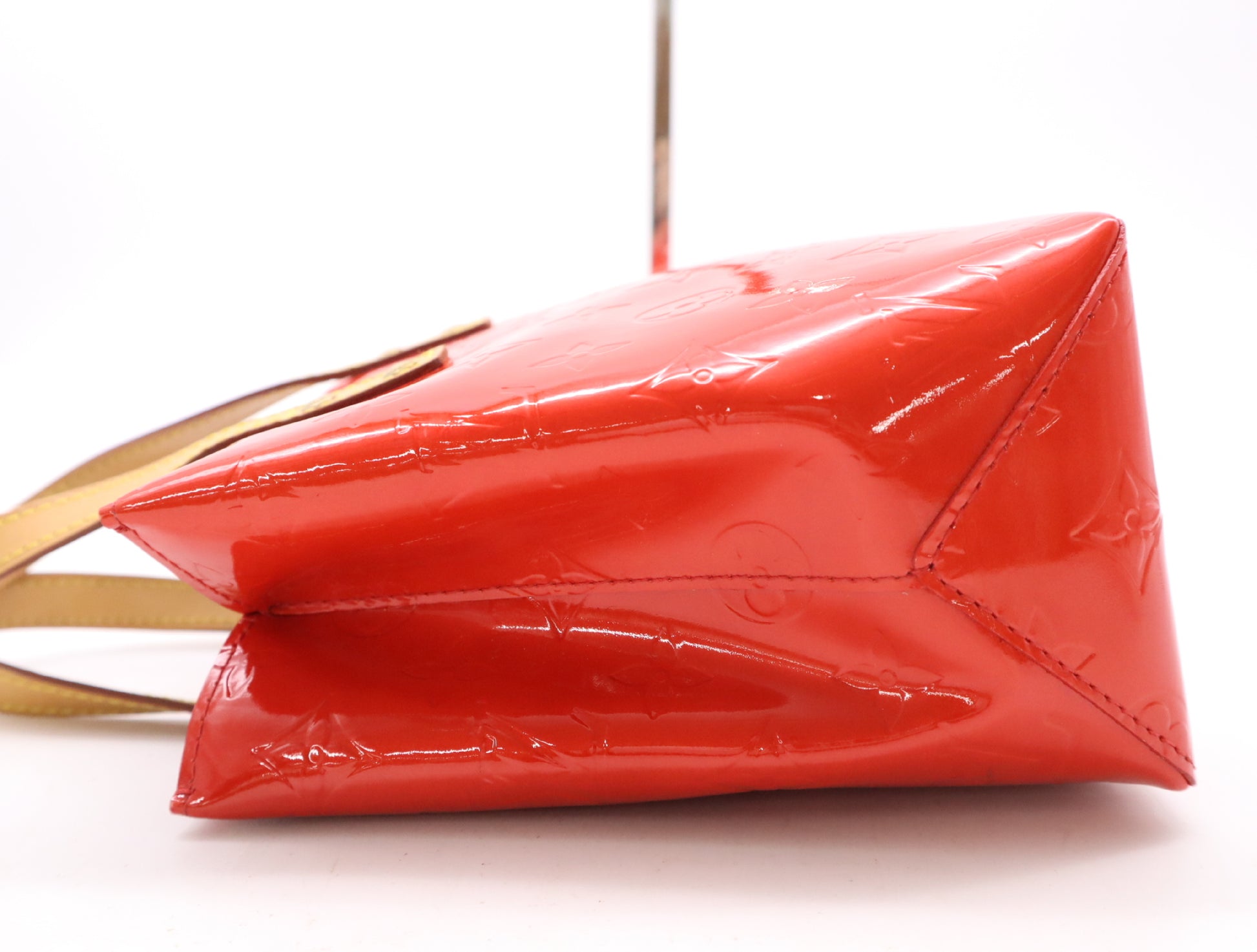 LOUIS VUITTON M91990 Vernis Lido PM Pomme d'Amour Handbag