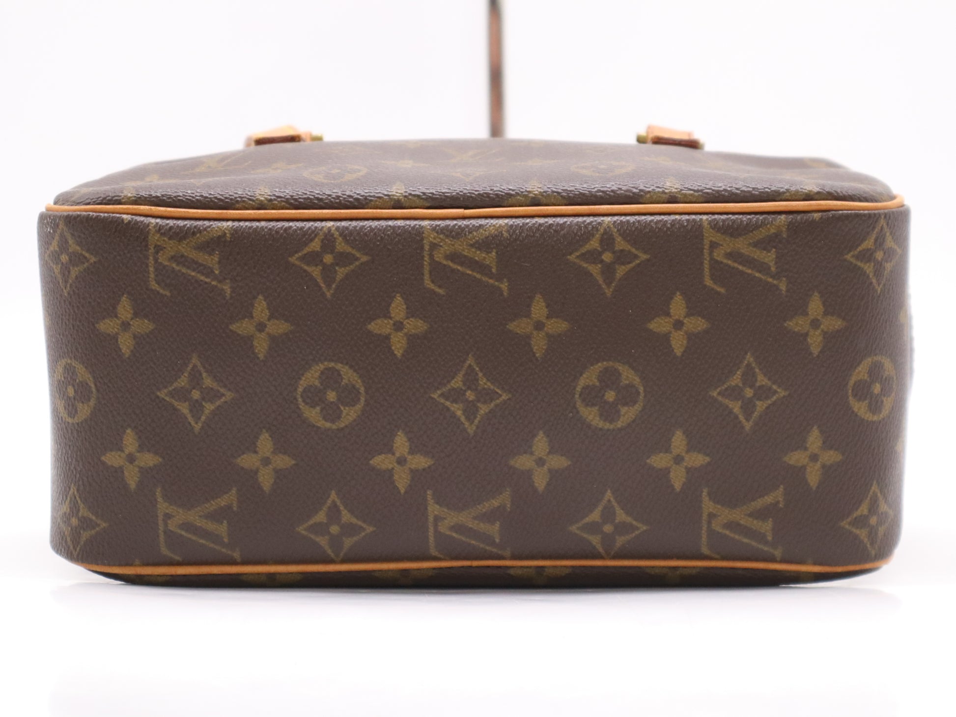 LOUIS VUITTON M51182 Monogram Cite MM Handbag