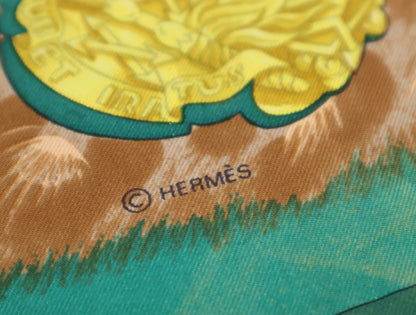 HERMES Silk Carré 90 CASQUES et PLUMETS Faceless Helmet Pattern Green Brown Scarf