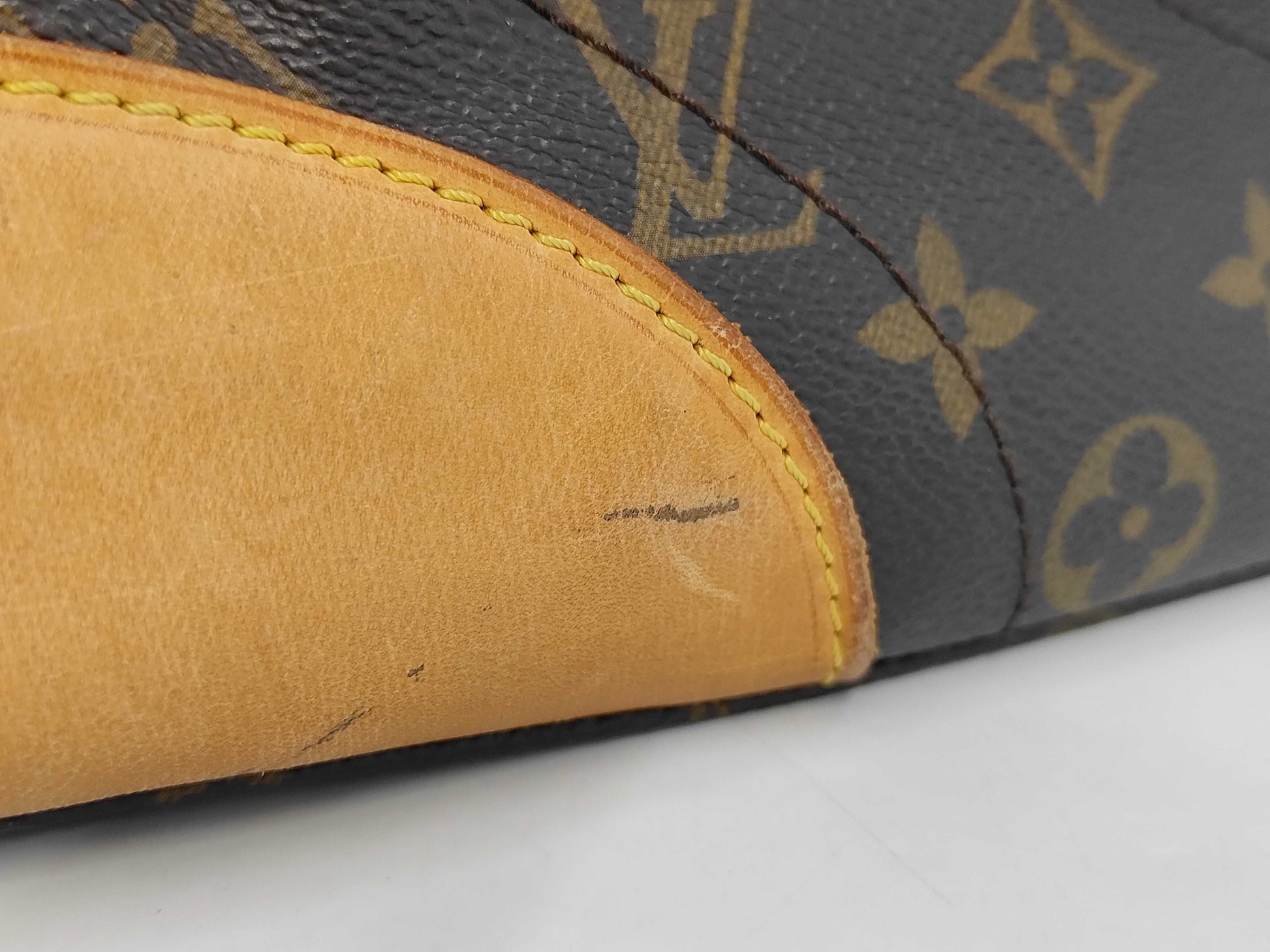 LOUIS VUITTON M40121 Monogram Beverly MM Shoulder Bag