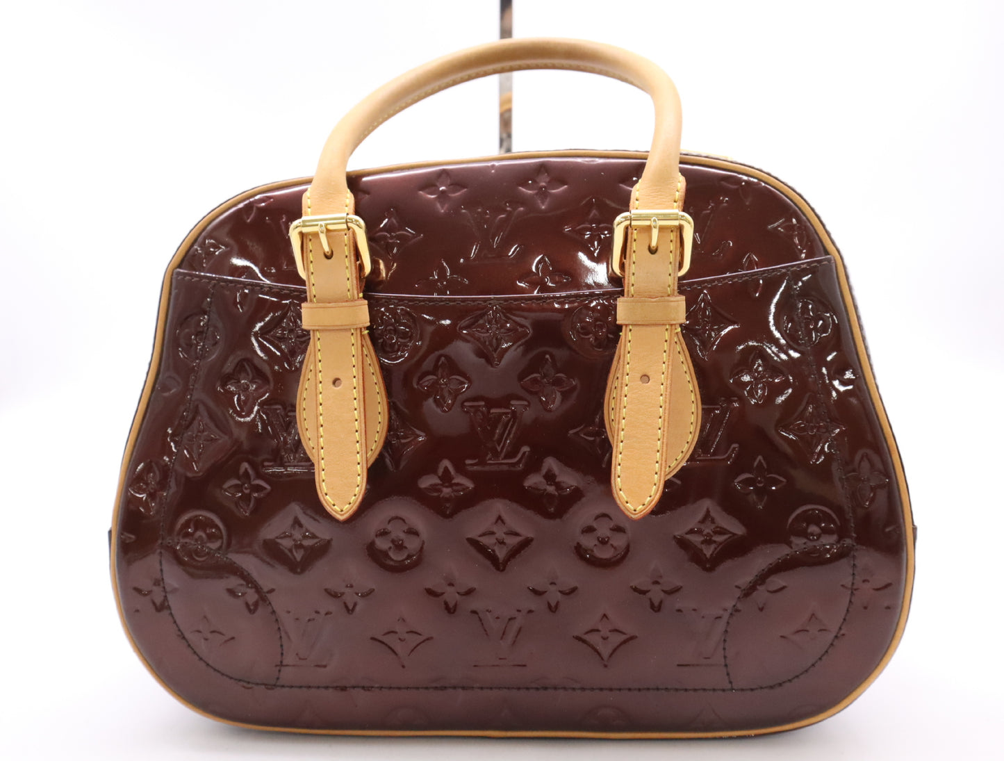 LOUIS VUITTON M93516 Vernis Summit Drive Amaranth Handbag