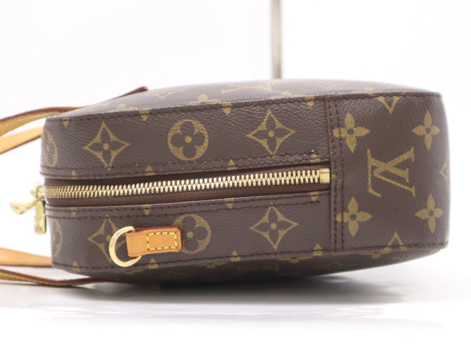 LOUIS VUITTON M47500 Monogram Spontini Handbag with Shoulder Strap