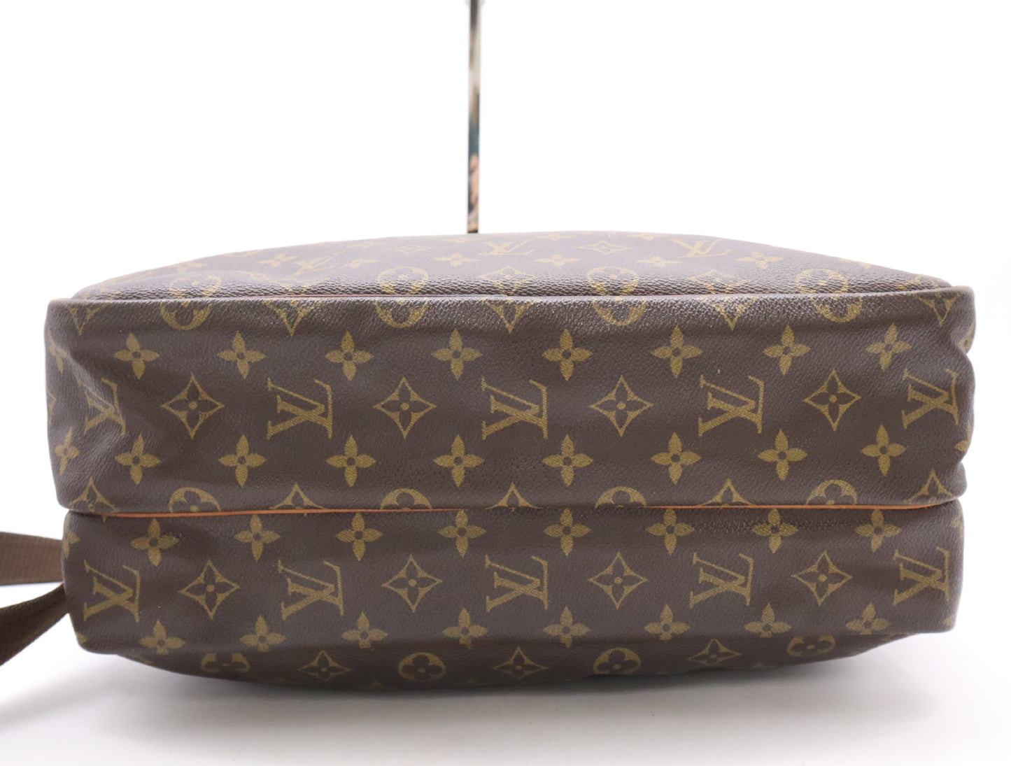 LOUIS VUITTON M45252 Monogram Reporter GM Shoulder Bag