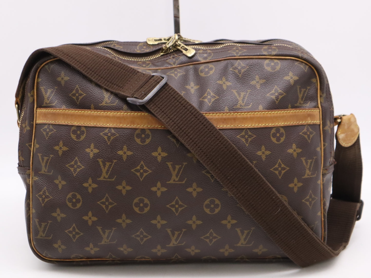 LOUIS VUITTON M45252 Monogram Reporter GM Shoulder Bag