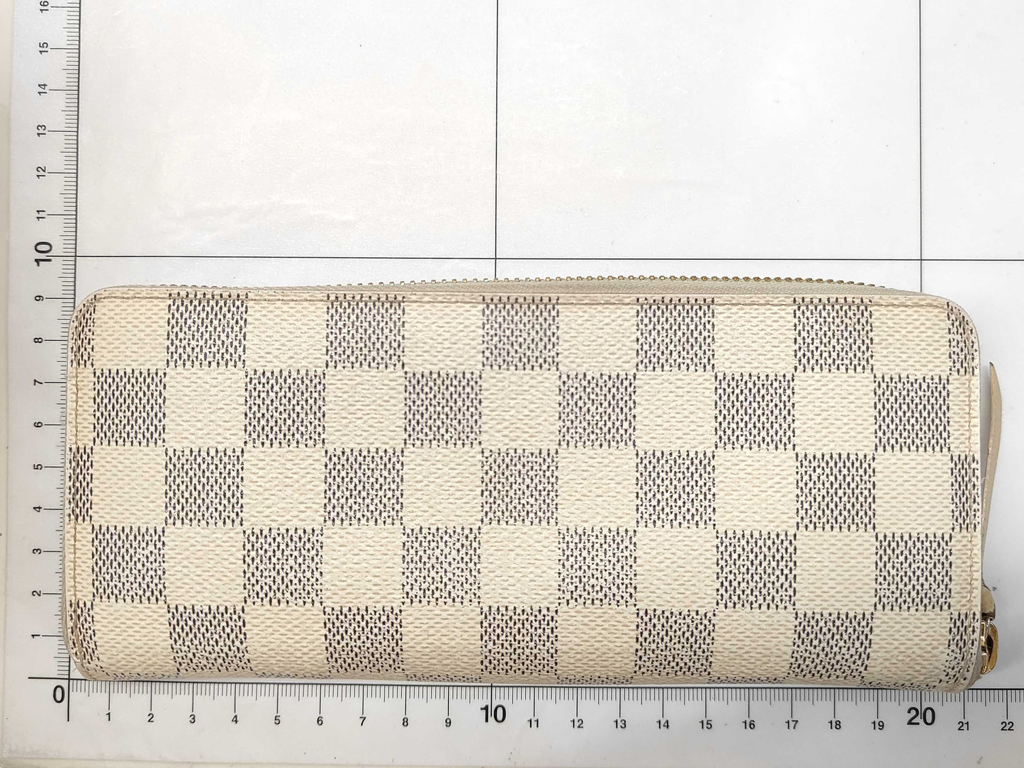 LOUIS VUITTON Azur Zippered Clemence Wallet