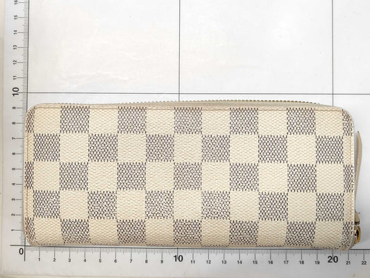 LOUIS VUITTON Azur Zippered Clemence Wallet