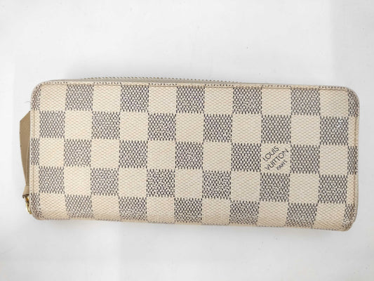 LOUIS VUITTON Azur Zippered Clemence Wallet