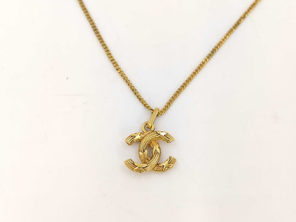 CHANEL Coco Mark Gold Necklace