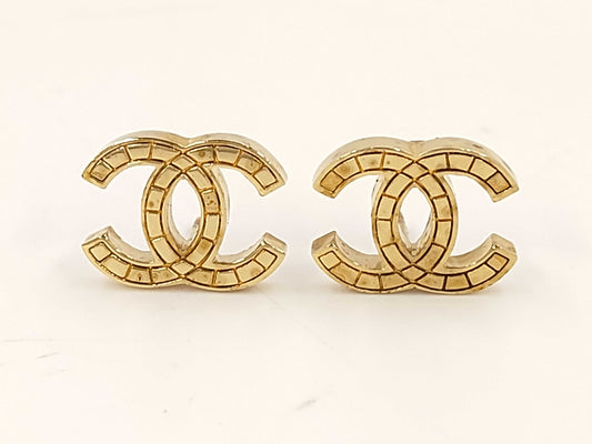 CHANEL Coco Mark Gold Earrings